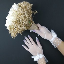 Islak Lale Cipslu Gelin Buketi ve Beyaz Fiyonklu Eldiven Takımı-GBKT-1164