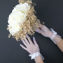 Beyaz Güllü Cipsolu Gelin Buketi ve Beyaz Fiyonklu Eldiven Takımı-GBKT-1166
