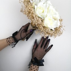 Beyaz Güllü Cipsolu Gelin Buketi ve Siyah Fiyonklu Eldiven Takımı-GBKT-1174