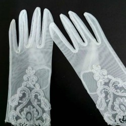 Beyaz Ucu Dantel Detaylı Kısa Gelin Eldiveni Kostüm Eldiveni-GELINELDIVENI-1041
