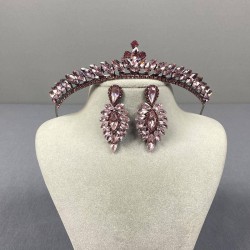 Pembe İnce İlayda Model Gelin Tacı Ve İnce Mekik Taşlı Küpe Takımı-GELINTACI-1011 Pembe İnce İlayda Model Gelin Tacı Ve İnce Mekik Taşlı Küpe Takımı-GELINTACI-1011