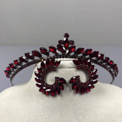 Bordo İnce İlayda Model Gelin Tacı Ve Yuvarlak Taşlı Küpe Takımı-GELINTACI-1018 Bordo İnce İlayda Model Gelin Tacı Ve Yuvarlak Taşlı Küpe Takımı-GELINTACI-1018