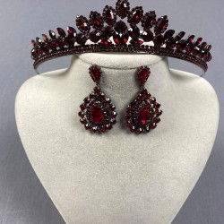 Bordo Leyla Model Kına Gelin Tacı Ve Damla Taşlı Küpe Takımı-GELINTACI-1089 Bordo Leyla Model Kına Gelin Tacı Ve Damla Taşlı Küpe Takımı-GELINTACI-1089
