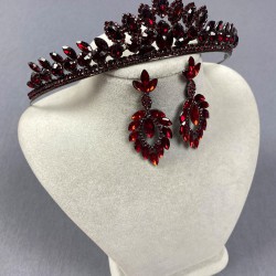 Bordo Leyla Model Kına Gelin Tacı Ve Mekik Taşlı Küpe Takımı-GELINTACI-1093 Bordo Leyla Model Kına Gelin Tacı Ve Mekik Taşlı Küpe Takımı-GELINTACI-1093