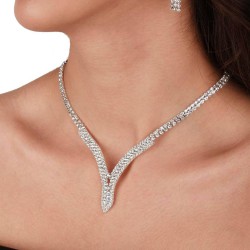 Vira Model Kristal Taşlı Abiye Kolye Küpe Seti Ve Yaprak Gelin Tacı-GELINTACI-1142 Vira Model Kristal Taşlı Abiye Kolye Küpe Seti Ve Yaprak Gelin Tacı-GELINTACI-1142