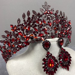 Bordo Sena Model Yaprak Desenli Gelin Tacı Ve Mekikli Küpe Seti-GELINTACI-297 Bordo Sena Model Yaprak Desenli Gelin Tacı Ve Mekikli Küpe Seti-GELINTACI-297