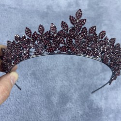 Bordo Jessie Model Şık Taşlı Kına Ve Gelin Tacı Saç Aksesuarı-GELINTACI-631 Bordo Jessie Model Şık Taşlı Kına Ve Gelin Tacı Saç Aksesuarı-GELINTACI-631