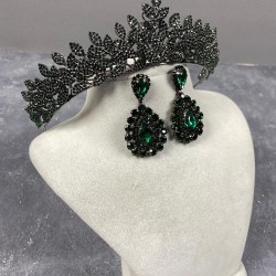 Yeşil Jessie Model Şık Taşlı Gelin Tacı Ve Damla Küpe Takımı-GELINTACI-650 Yeşil Jessie Model Şık Taşlı Gelin Tacı Ve Damla Küpe Takımı-GELINTACI-650