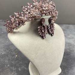 Pembe Ashley Boncuklu Kına Gelin Tacı Ve İnce Mekikli Küpe Seti-GELINTACI-705 Pembe Ashley Boncuklu Kına Gelin Tacı Ve İnce Mekikli Küpe Seti-GELINTACI-705