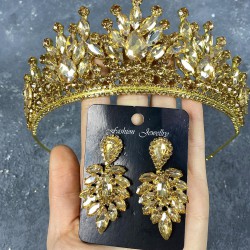Bal Rengi Adela Parlak Taşlı Kına Gelin Tacı Ve İnce Mekikli Küpe Takımı-GELINTACI-748 Bal Rengi Adela Parlak Taşlı Kına Gelin Tacı Ve İnce Mekikli Küpe Takımı-GELINTACI-748