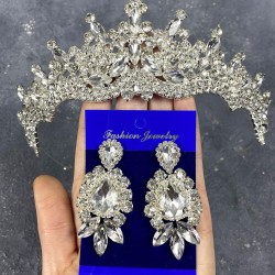Gümüş Rengi Annaber Taşlı Kına Gelin Tacı Ve Üç Mekikli Küpe Takımı -GELINTACI-811 Gümüş Rengi Annaber Taşlı Kına Gelin Tacı Ve Üç Mekikli Küpe Takımı -GELINTACI-811