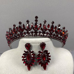 Bordo Catherine Taşlı Kına Gelin Tacı Ve İnce Mekikli Küpe Takımı-GELINTACI-836 Bordo Catherine Taşlı Kına Gelin Tacı Ve İnce Mekikli Küpe Takımı-GELINTACI-836