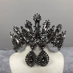Füme Diana Yüksek Taşlı Kına Gelin Tacı Ve Damla Taşlı Abiye Küpe Takımı-GELINTACI-878 Füme Diana Yüksek Taşlı Kına Gelin Tacı Ve Damla Taşlı Abiye Küpe Takımı-GELINTACI-878