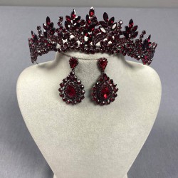 Bordo Selur Yaprak Model Gelin Tacı Ve Damla Taşlı Küpe Takımı-GELINTACI-934 Bordo Selur Yaprak Model Gelin Tacı Ve Damla Taşlı Küpe Takımı-GELINTACI-934