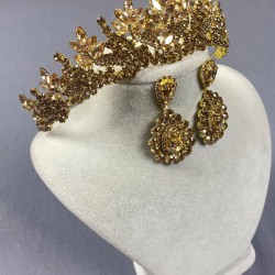 Bal Rengi Selur Yaprak Model Gelin Tacı Ve Damla Taşlı Küpe Takımı-GELINTACI-935 Bal Rengi Selur Yaprak Model Gelin Tacı Ve Damla Taşlı Küpe Takımı-GELINTACI-935