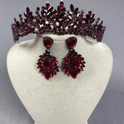 Bordo Selur Yaprak Model Gelin Tacı Ve Mekikli Küpe Takımı-GELINTACI-940 Bordo Selur Yaprak Model Gelin Tacı Ve Mekikli Küpe Takımı-GELINTACI-940