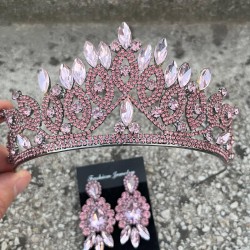 Grace Pembe Gelin Tacı ve Üç Mekik Küpe Seti – Taşlı Düğün Abiye Aksesuar-GRACE-15 Grace Pembe Gelin Tacı ve Üç Mekik Küpe Seti – Taşlı Düğün Abiye Aksesuar-GRACE-15