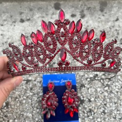 Grace Bordo Gelin Tacı ve Üç Mekik Küpe Seti – Taşlı Düğün Abiye Aksesuar-GRACE-18 Grace Bordo Gelin Tacı ve Üç Mekik Küpe Seti – Taşlı Düğün Abiye Aksesuar-GRACE-18