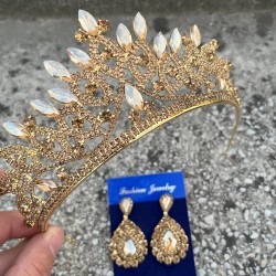 Grace Gold Gelin Tacı ve Damla Mekik Küpe Seti – Taşlı Düğün Abiye Aksesuar-GRACE-21 Grace Gold Gelin Tacı ve Damla Mekik Küpe Seti – Taşlı Düğün Abiye Aksesuar-GRACE-21