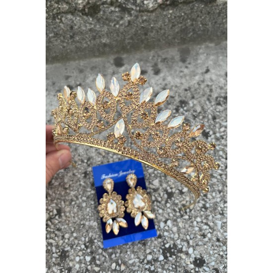 Grace Gold Gelin Tacı ve Üç Mekik Küpe Seti – Taşlı Düğün Abiye Aksesuar-GRACE-23 Grace Gold Gelin Tacı ve Üç Mekik Küpe Seti – Taşlı Düğün Abiye Aksesuar-GRACE-23