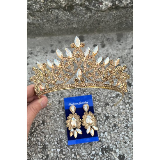 Grace Gold Gelin Tacı ve Üç Mekik Küpe Seti – Taşlı Düğün Abiye Aksesuar-GRACE-23 Grace Gold Gelin Tacı ve Üç Mekik Küpe Seti – Taşlı Düğün Abiye Aksesuar-GRACE-23