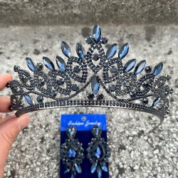 Grace Lacivert Gelin Tacı ve Üç Mekik Küpe Seti – Taşlı Düğün Abiye Aksesuar-GRACE-26 Grace Lacivert Gelin Tacı ve Üç Mekik Küpe Seti – Taşlı Düğün Abiye Aksesuar-GRACE-26
