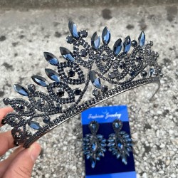 Grace Lacivert Gelin Tacı ve İnce Mekik Küpe Seti – Taşlı Düğün Abiye Aksesuar-GRACE-27 Grace Lacivert Gelin Tacı ve İnce Mekik Küpe Seti – Taşlı Düğün Abiye Aksesuar-GRACE-27