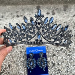 Grace Lacivert Gelin Tacı ve İnce Mekik Küpe Seti – Taşlı Düğün Abiye Aksesuar-GRACE-27 Grace Lacivert Gelin Tacı ve İnce Mekik Küpe Seti – Taşlı Düğün Abiye Aksesuar-GRACE-27