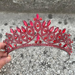 Grace Kırmızı Taç – Işıltılı Taşlı Gelin Kına Tacı, Düğün Abiye Aksesuarı Modeli-GRACE-3 Grace Kırmızı Taç – Işıltılı Taşlı Gelin Kına Tacı, Düğün Abiye Aksesuarı Modeli-GRACE-3