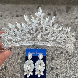 Grace Gümüş Gelin Tacı ve Üç Mekik Küpe Seti – Taşlı Düğün Abiye Aksesuar-GRACE-31 Grace Gümüş Gelin Tacı ve Üç Mekik Küpe Seti – Taşlı Düğün Abiye Aksesuar-GRACE-31