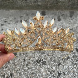 Grace Gold Taç – Işıltılı Taşlı Gelin Kına Tacı, Düğün Abiye Aksesuarı Modeli-GRACE-6 Grace Gold Taç – Işıltılı Taşlı Gelin Kına Tacı, Düğün Abiye Aksesuarı Modeli-GRACE-6