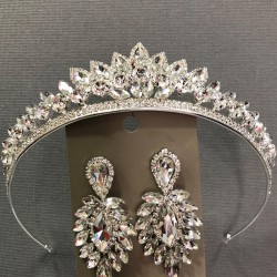 Gümüş Rengi Kristal Taşlı Gelin Tacı Ve Küpe Takımı-HYTAC-2 Gümüş Rengi Kristal Taşlı Gelin Tacı Ve Küpe Takımı-HYTAC-2
