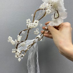 Beyaz Çiçekli İncili Özel Tasarım Gelin Tacı Ve Saç Aksesuarı-INCILITC-18