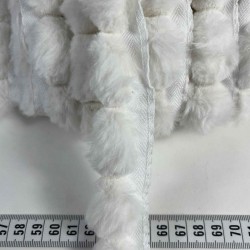 A&ccedil;ık Krem Tavşan T&uuml;yl&uuml; Peluş Şerit &ndash; Yumuşak Dokulu Dekoratif Kenar S&uuml;s&uuml; (1 Metre)-KBLY-1022