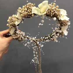 Krem Cipsolu ve Ortancalı Kuru Çiçekli Taç-KCT-1018