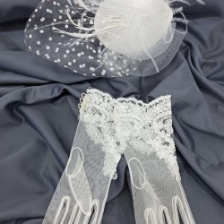 Beyaz Puantiyeli Vualet Gelin Aksesuarı Ve Beyaz Dantelli Düğmeli Gelin Eldiveni-KEPELDIVEN-1020