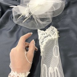 Beyaz Düz Tüllü Gelin Kepi Ve Beyaz Dantel Detaylı Düğmeli Eldiven Takımı-KEPELDIVEN-1064