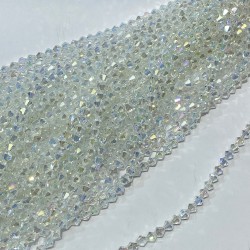 Şeffaf Az Janjanlı Piramit Kristal Boncuk 6 Mm 1 Dizi-KRB-1174