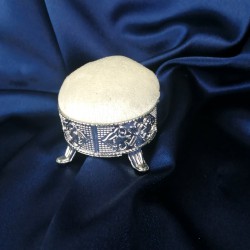 Beyaz Kadife İğnedanlık-KS-1135