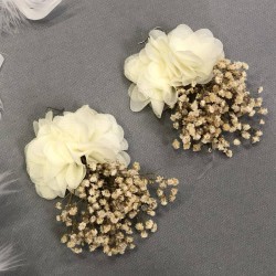 Krem Kuru Çiçekli Küpe-KUP-1044 Krem Kuru Çiçekli Küpe-KUP-1044