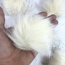 Kürk Ponpon Çanta Ayakabı Süsleme Tüyü  Krem 1 Adet-KURKPP-1008