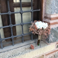 Turuncu Cipsolu Islak Lale Gelin Buketi Ve Yaka Çiçeği-LALE-1004