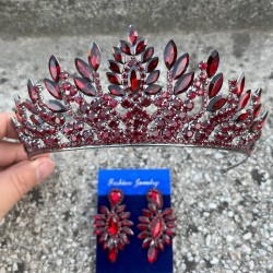 Madeline Gelin Seti – Bordo Taç ve İnce Mekik Küpe Takımı, Kına Düğün Aksesuarı-MADELINE-25 Madeline Gelin Seti – Bordo Taç ve İnce Mekik Küpe Takımı, Kına Düğün Aksesuarı-MADELINE-25