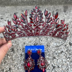 Madeline Gelin Seti – Bordo Taç ve Geniş Mekik Küpe Takımı, Kına Düğün Aksesuarı-MADELINE-27 Madeline Gelin Seti – Bordo Taç ve Geniş Mekik Küpe Takımı, Kına Düğün Aksesuarı-MADELINE-27