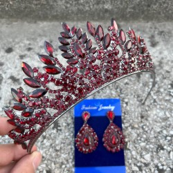 Madeline Gelin Seti – Bordo Taç ve Damla Mekik Küpe Takımı, Kına Düğün Aksesuarı-MADELINE-28 Madeline Gelin Seti – Bordo Taç ve Damla Mekik Küpe Takımı, Kına Düğün Aksesuarı-MADELINE-28