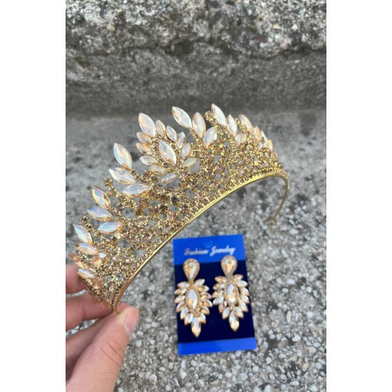 Madeline Gelin Seti – Gold Taç ve İnce Mekik Küpe Takımı, Kına Düğün Aksesuarı-MADELINE-29 Madeline Gelin Seti – Gold Taç ve İnce Mekik Küpe Takımı, Kına Düğün Aksesuarı-MADELINE-29
