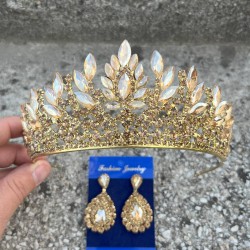 Madeline Gelin Seti – Gold Taç ve Damla Mekik Küpe Takımı, Kına Düğün Aksesuarı-MADELINE-32 Madeline Gelin Seti – Gold Taç ve Damla Mekik Küpe Takımı, Kına Düğün Aksesuarı-MADELINE-32