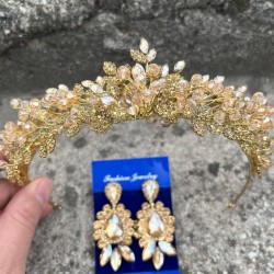 Michaelle Gold Gelin Kına Tacı Özel Gün Aksesuar Kadın Taç Ve Üç Mekik Küpe Takımı-MICHAELLE-20 Michaelle Gold Gelin Kına Tacı Özel Gün Aksesuar Kadın Taç Ve Üç Mekik Küpe Takımı-MICHAELLE-20