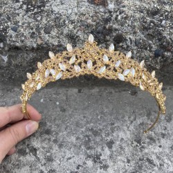 Clara Gold Gelin Kına Tacı Özel Gün Aksesuar Kadın Taç Saç Aksesuarı-NEWTAC-1 Clara Gold Gelin Kına Tacı Özel Gün Aksesuar Kadın Taç Saç Aksesuarı-NEWTAC-1