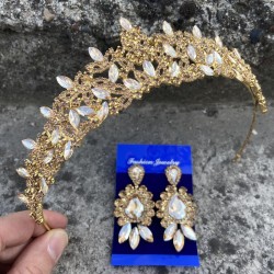 Clara Gold Gelin Kına Tacı Özel Gün Aksesuar Kadın Taç Ve Üç Mekik Küpe Takımı-NEWTAC-11 Clara Gold Gelin Kına Tacı Özel Gün Aksesuar Kadın Taç Ve Üç Mekik Küpe Takımı-NEWTAC-11